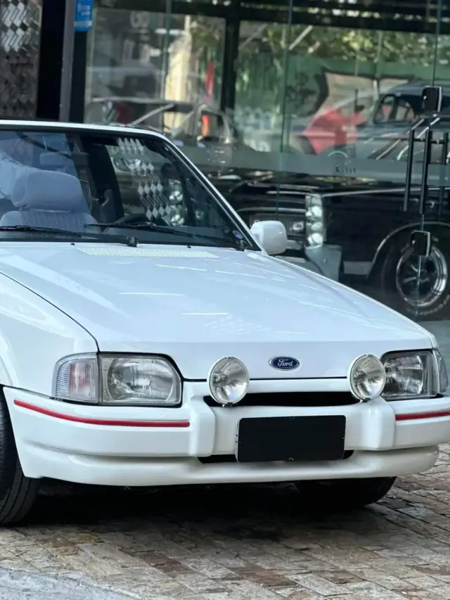 Escort XR3 Conversível: Um Clássico que Encantou