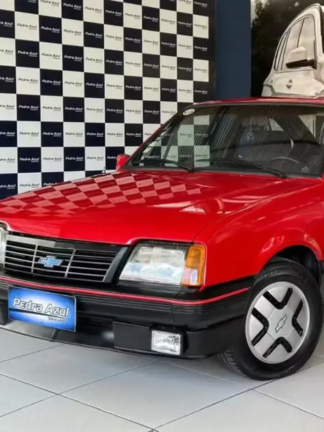 Reviva os Anos 80 com o Chevrolet Monza S/R: Um Clássico em Estado de Nova